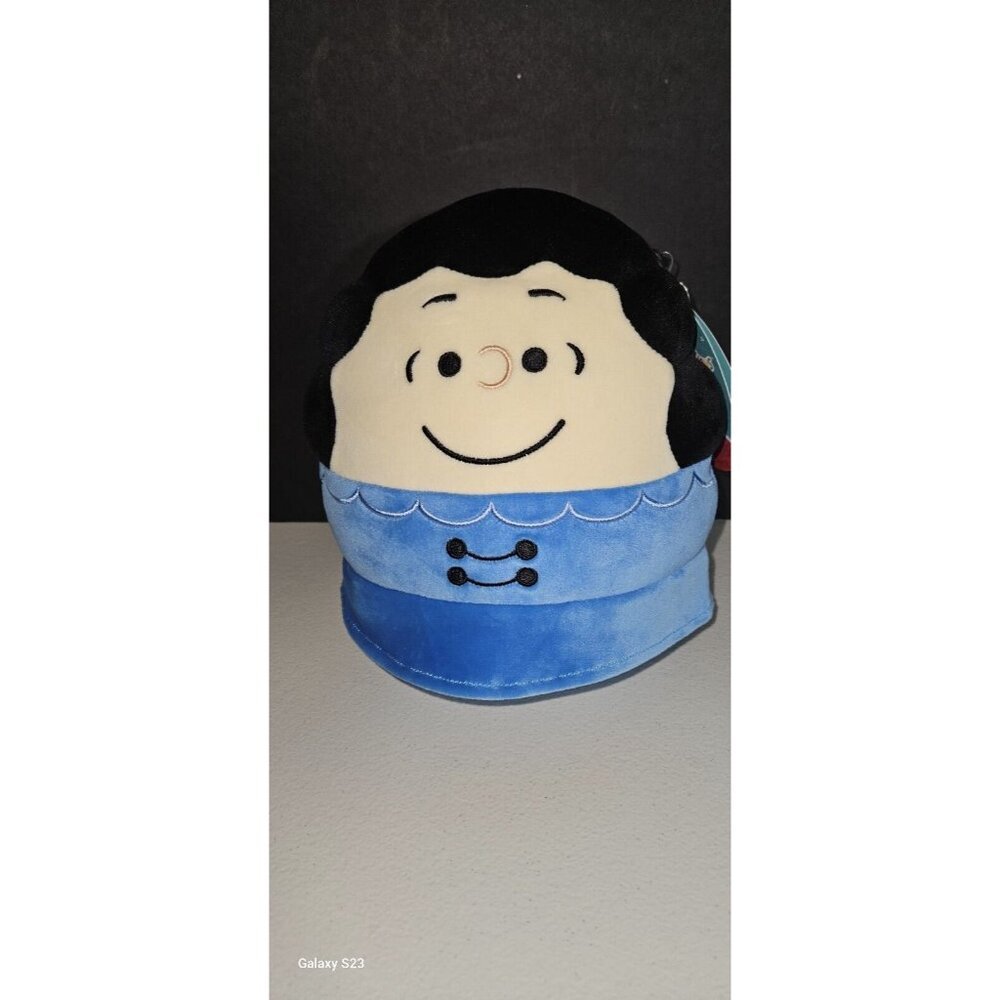 Squishmallow 8" Lucy of Charlie Brown Peanuts Gang